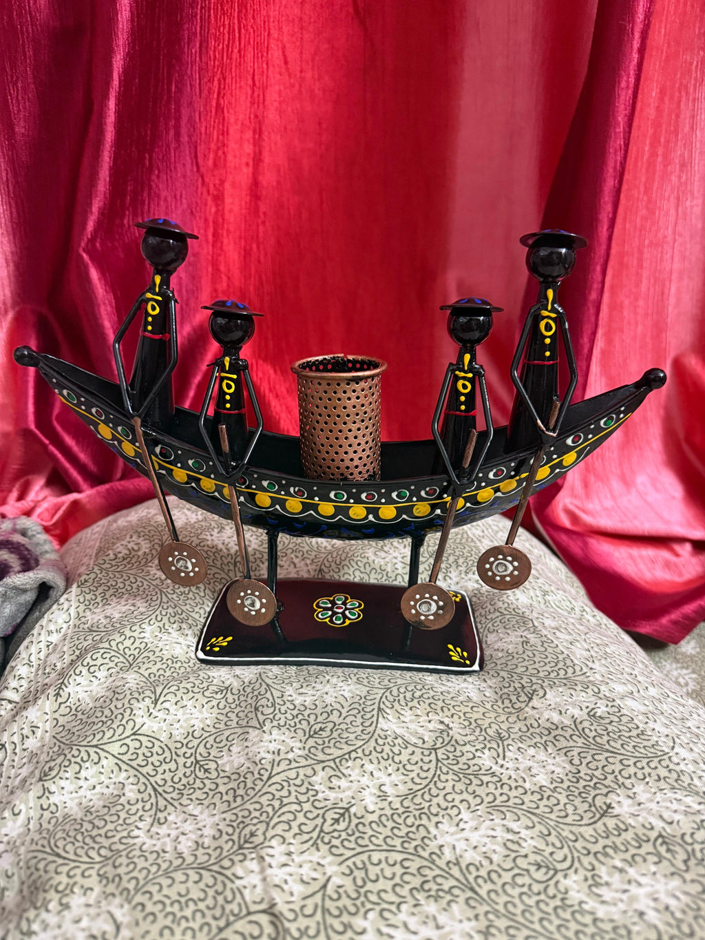 HANDCRAFTED PEN STAND IN CLASSIC SHIP