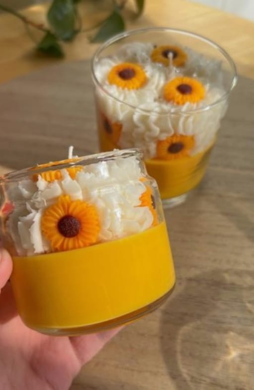 Sunflower candle 🕯️💕 (2 piece)